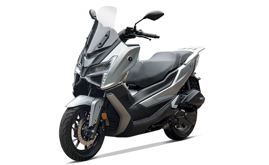 Offer Voge SR1 125 ABS TCS Bild 3: Offer Voge SR1 125 ABS TCS