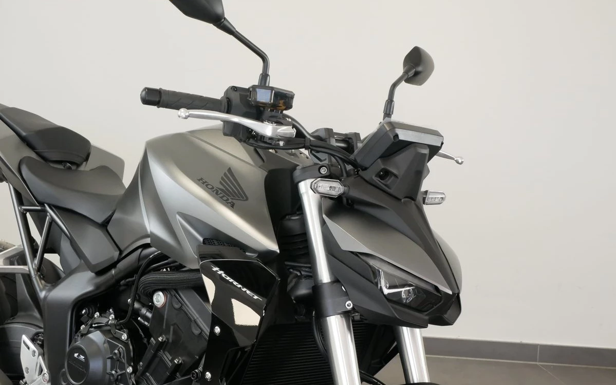 Zum Vergrößern bitte anklicken! Angebot Honda CB1000 Hornet