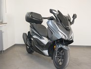 Honda Forza 350