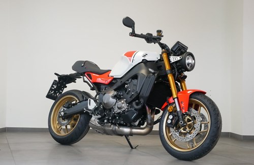 Neumotorrad Yamaha XSR900