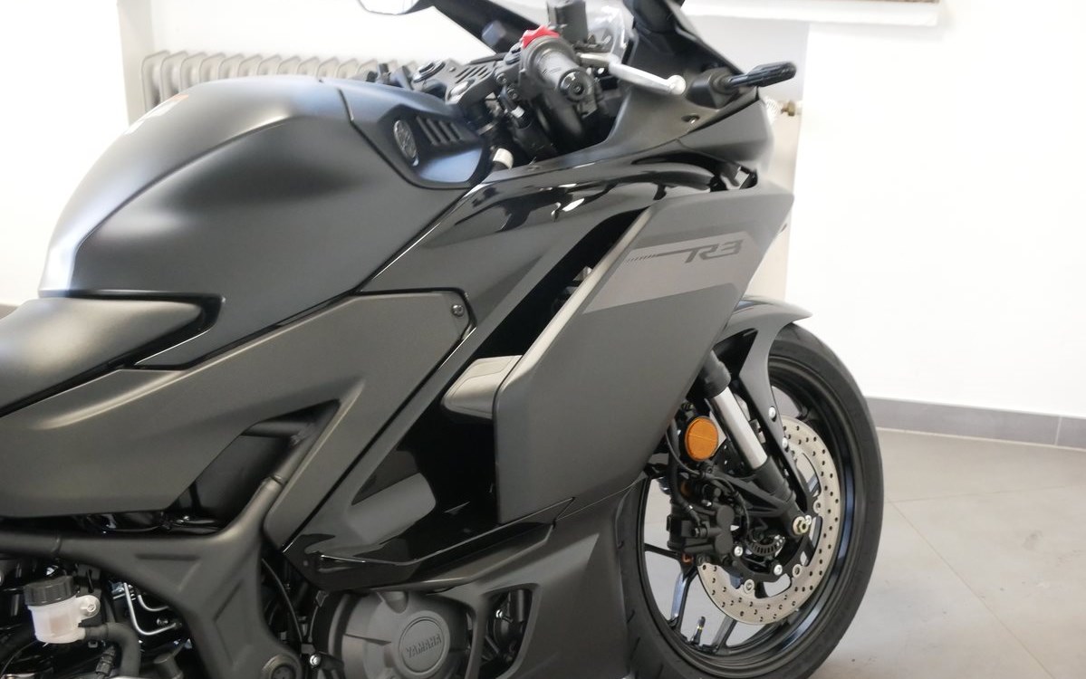 Offer Yamaha YZF-R3