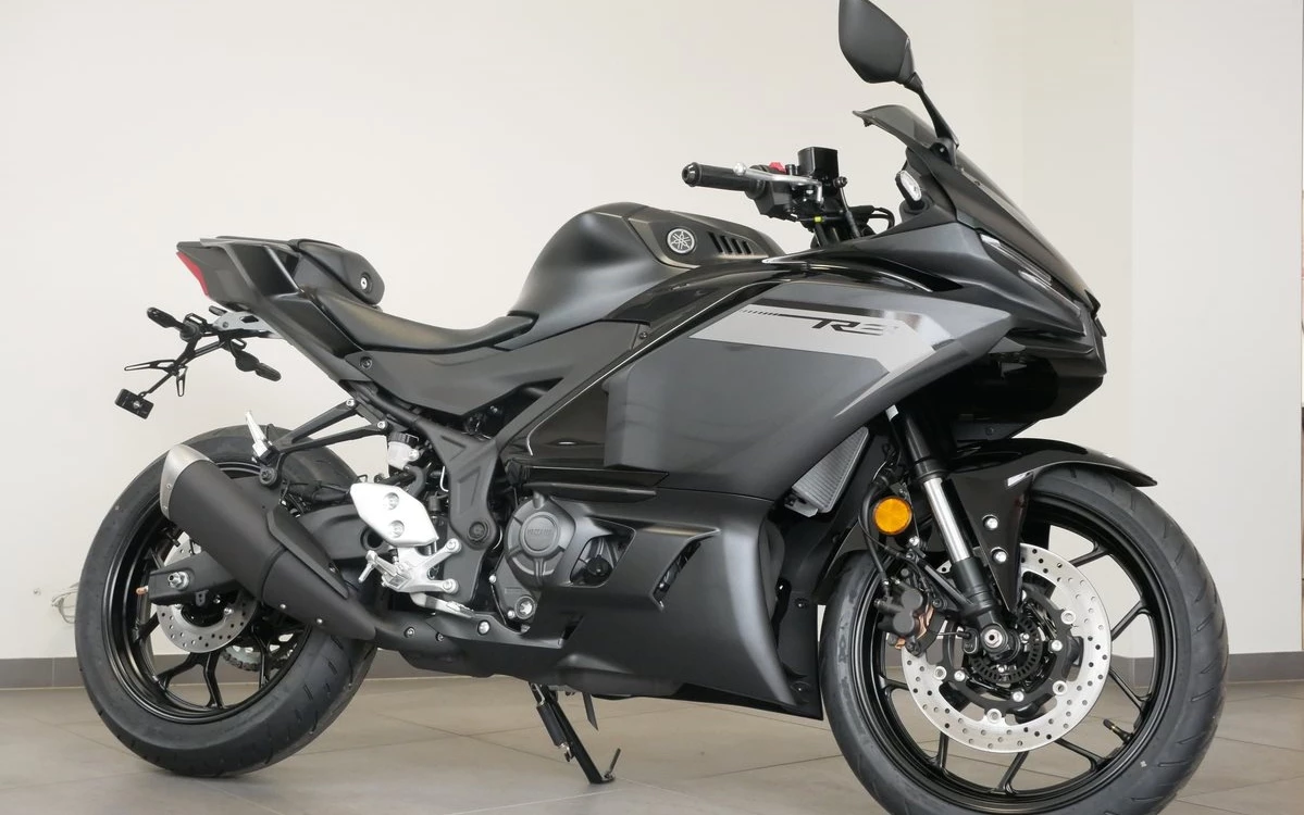 Zum Vergrößern bitte anklicken! Angebot Yamaha YZF-R3