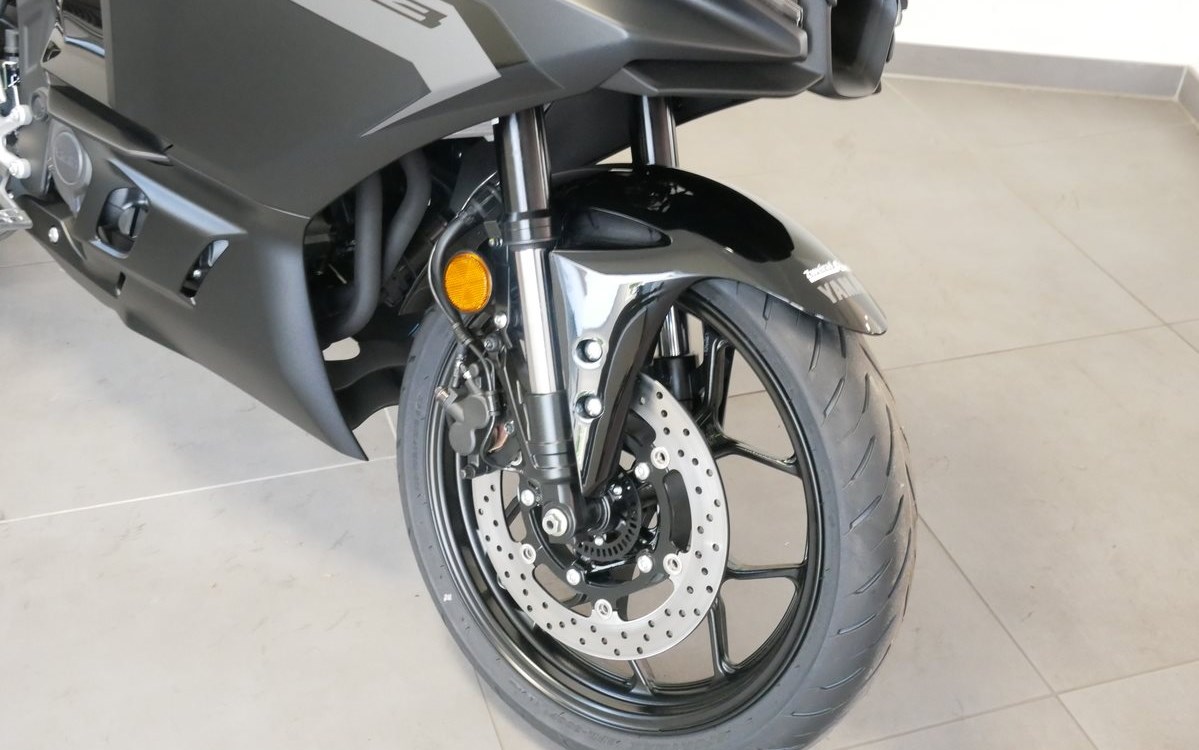 Offer Yamaha YZF-R3