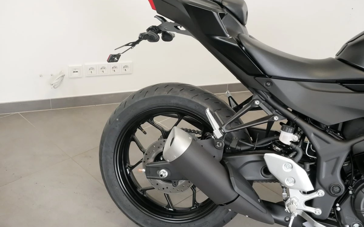 Zum Vergrößern bitte anklicken! Angebot Yamaha YZF-R3