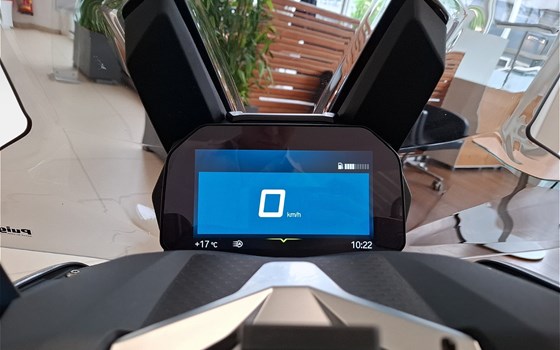 Gebrauchtmotorrad BMW C 400 X - Bild 9 Gebrauchtmotorrad BMW C 400 X - Bild 9