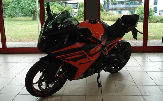 Gebrauchtmotorrad KTM RC 390 - Bild 3
