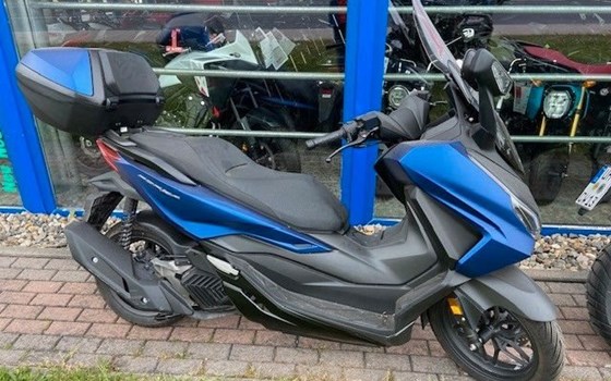 Gebrauchtmotorrad Honda Forza 125 - Bild 1