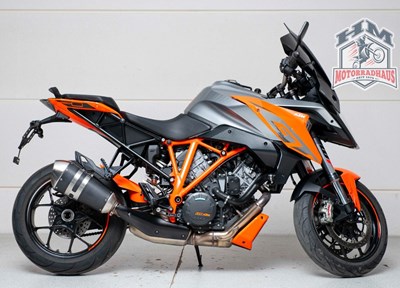 GEBRAUCHTFAHRZEUG KTM 1290 Super Duke GT