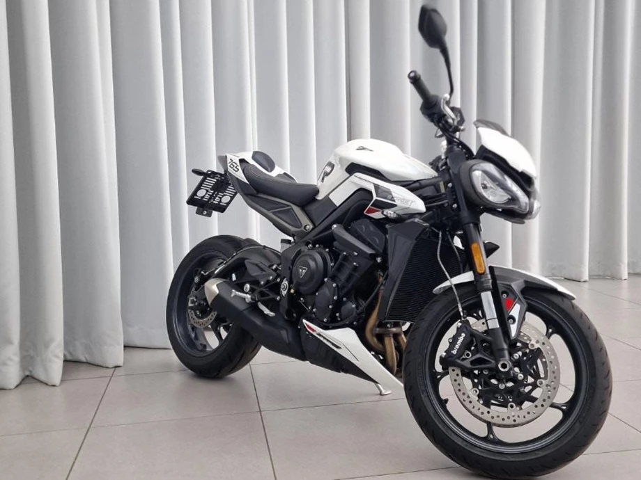 Angebot Triumph Street Triple R Bild 3: Angebot Triumph Street Triple R