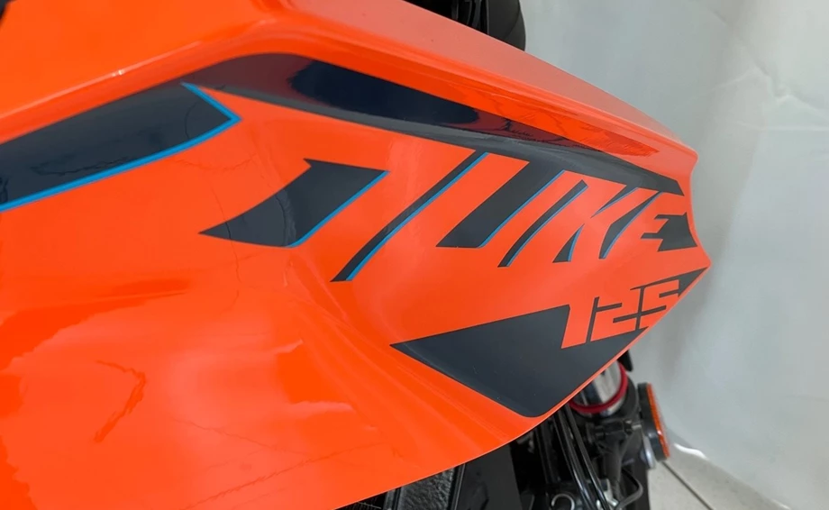 Angebot KTM 125 Duke Bild 13: Angebot KTM 125 Duke