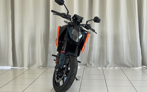 Neufahrzeug KTM 125 Duke - Bild 4