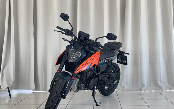 Neufahrzeug KTM 125 Duke - Bild 2 Neufahrzeug KTM 125 Duke - Bild 2