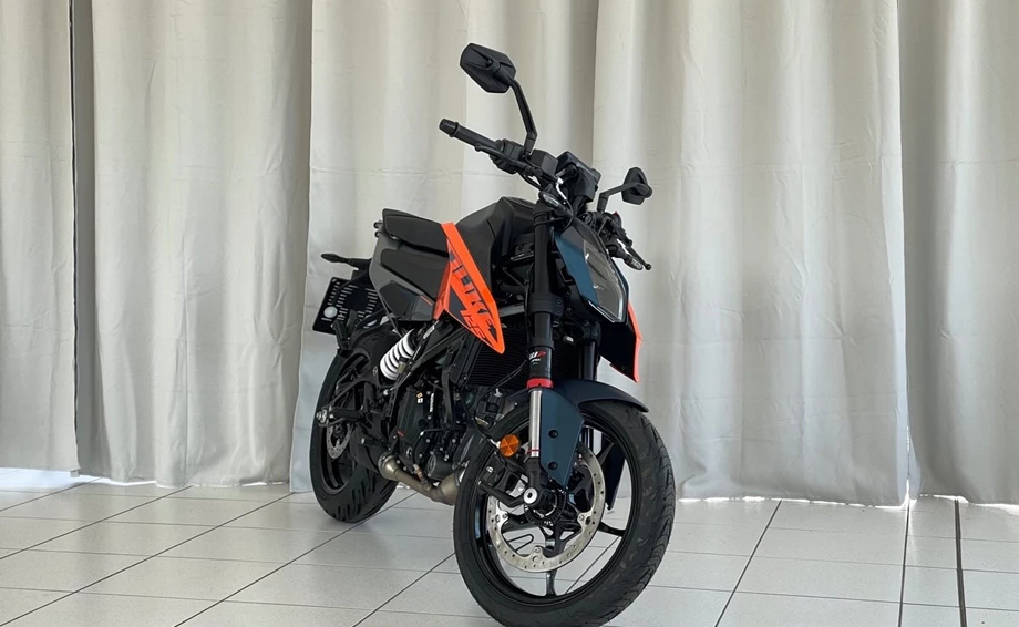 Angebot KTM 125 Duke Bild 5: Angebot KTM 125 Duke