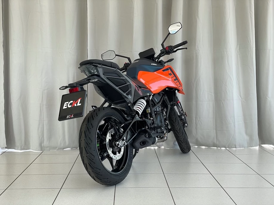 Angebot KTM 125 Duke Bild 7: Angebot KTM 125 Duke