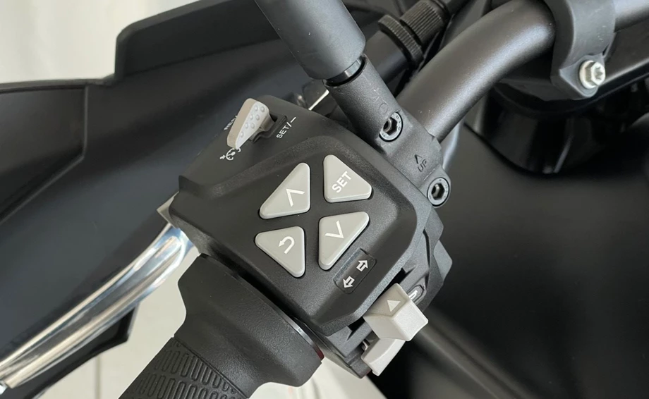 Angebot KTM 790 Adventure Bild 9: Angebot KTM 790 Adventure