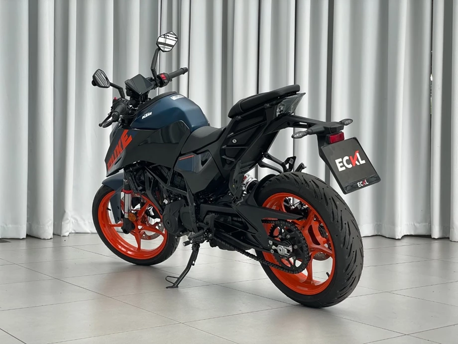 Angebot KTM 125 Duke Bild 3: Angebot KTM 125 Duke