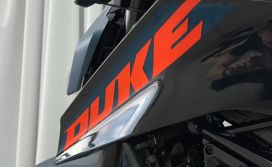 Angebot KTM 125 Duke Bild 11: Angebot KTM 125 Duke