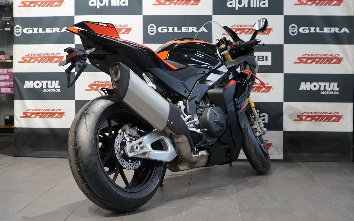 Zum Vergrößern bitte anklicken! Angebot Aprilia RSV4 1100 Factory