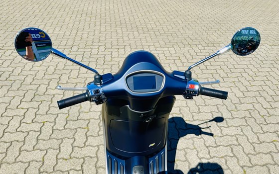 Neufahrzeug Vespa Primavera Tech Elettrica 70 - Bild 13
