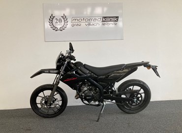 Neumotorrad Rieju MRT 50 Custom