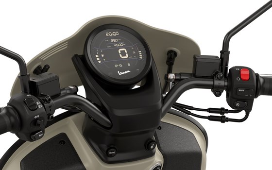 Neufahrzeug Vespa GTV 310 - Bild 8