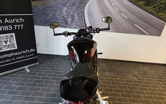 Neufahrzeug Triumph Speed Triple 1200 RS - Bild 8