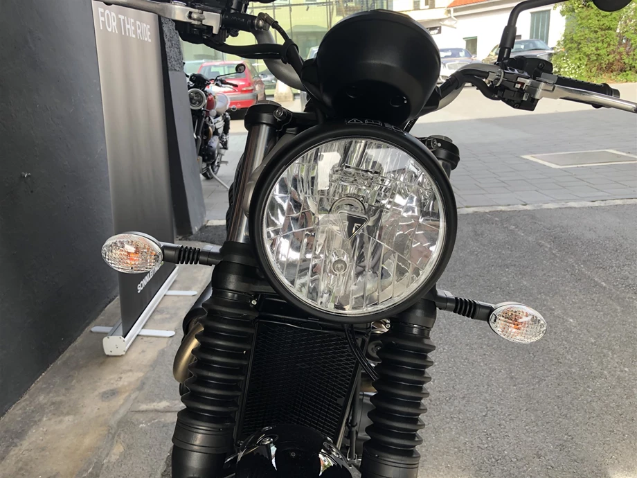 Angebot Triumph SCRAMBLER 900 CHROME EDITION Bild 5: Angebot Triumph SCRAMBLER 900 CHROME EDITION
