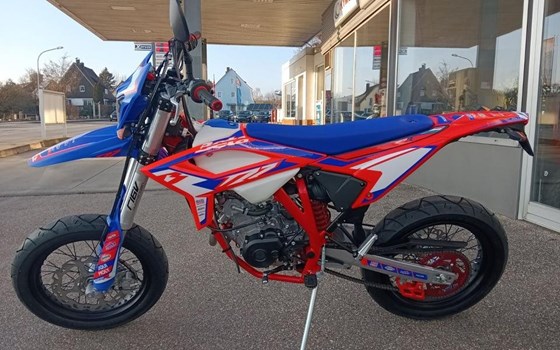 Neufahrzeug Beta RR Motard 125 R - Bild 1