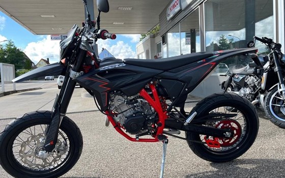 Neufahrzeug Beta RR Motard 125 R - Bild 13