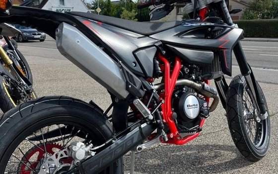 Neufahrzeug Beta RR Motard 125 R - Bild 8