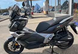 Neumotorrad Voge SR1 ADV 125 ABS TCS