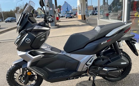 Neufahrzeug Voge SR1 ADV 125 ABS TCS - Bild 1