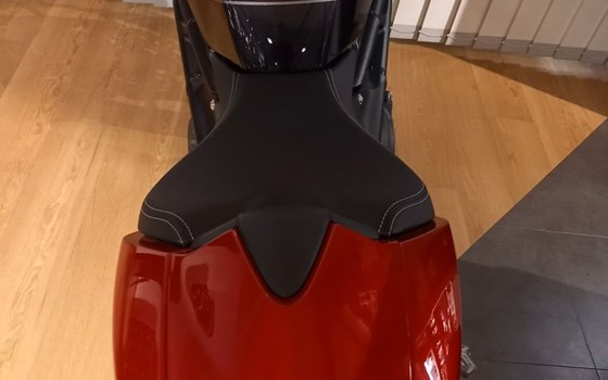 Neufahrzeug Triumph Speed Triple 1200 RR - Bild 9