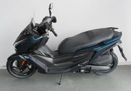 Neumotorrad Kymco New Downtown 125i ABS