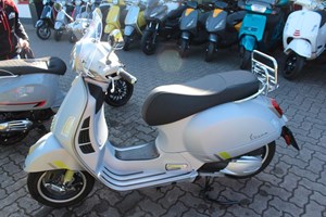 Angebot Vespa GTS 300 Super Tech