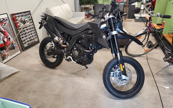 Gebrauchtmotorrad Aprilia SX 125 - Bild 1