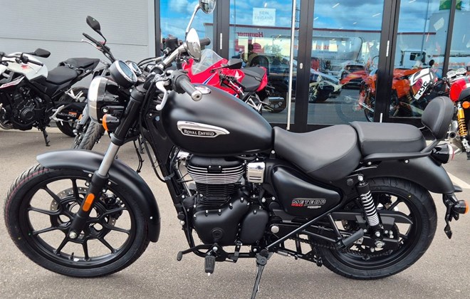 Royal Enfield Meteor 350 Stellar