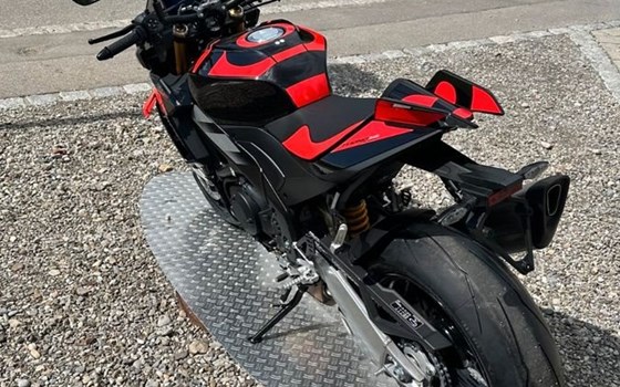 Neufahrzeug Aprilia Tuono V4 1100 Factory - Bild 5