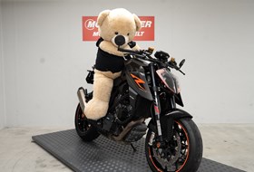 KTM 1290 Super Duke R