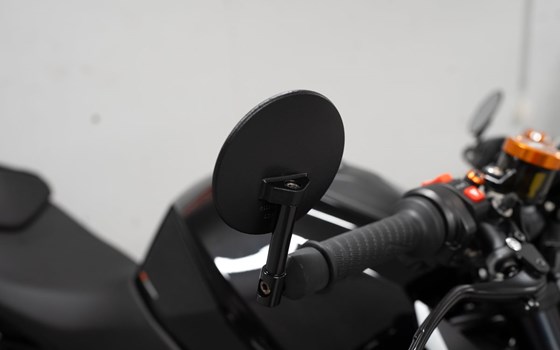 Motorrad Occasion KTM 1290 Super Duke R - Bild 6