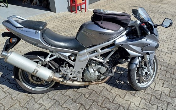 Gebrauchtmotorrad Hyosung GT 650 S - Bild 1 Gebrauchtmotorrad Hyosung GT 650 S - Bild 1