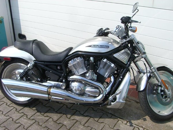 Gebrauchtmotorrad Harley-Davidson V-Rod VRSCB