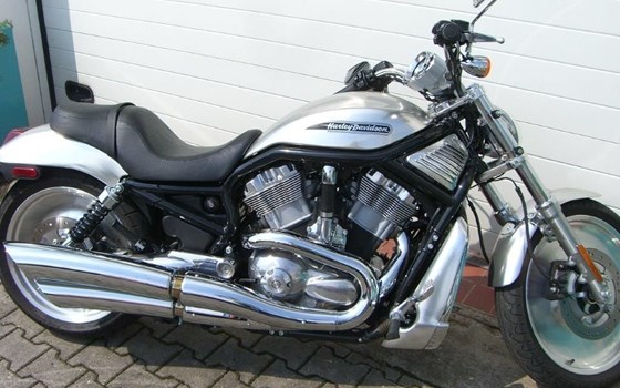 Gebrauchtmotorrad Harley-Davidson V-Rod VRSCB - Bild 1