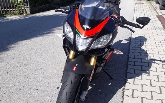 Gebrauchtmotorrad Aprilia Tuono V4 1100 RR - Bild 8 Gebrauchtmotorrad Aprilia Tuono V4 1100 RR - Bild 8