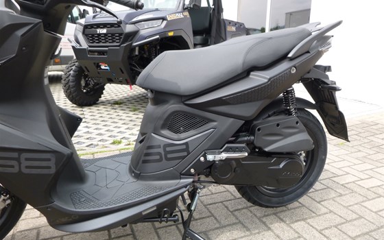 Neufahrzeug Kymco Super 8 R 50i - Bild 3