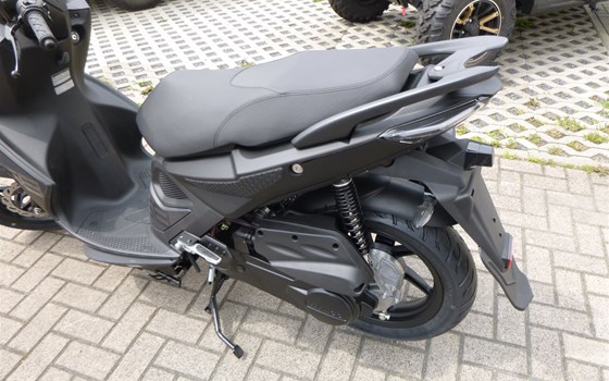 Neufahrzeug Kymco Super 8 R 50i - Bild 4