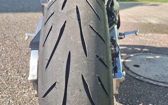 Gebrauchtmotorrad Honda CBR600RR - Bild 11 Gebrauchtmotorrad Honda CBR600RR - Bild 11