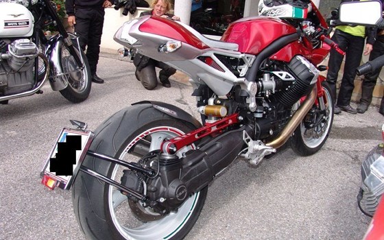 Gebrauchtmotorrad Moto Guzzi Griso - Bild 3 Gebrauchtmotorrad Moto Guzzi Griso - Bild 3