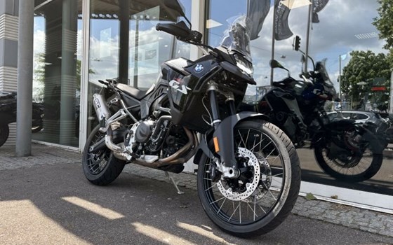 Gebrauchtmotorrad BMW F 900 GS - Bild 1