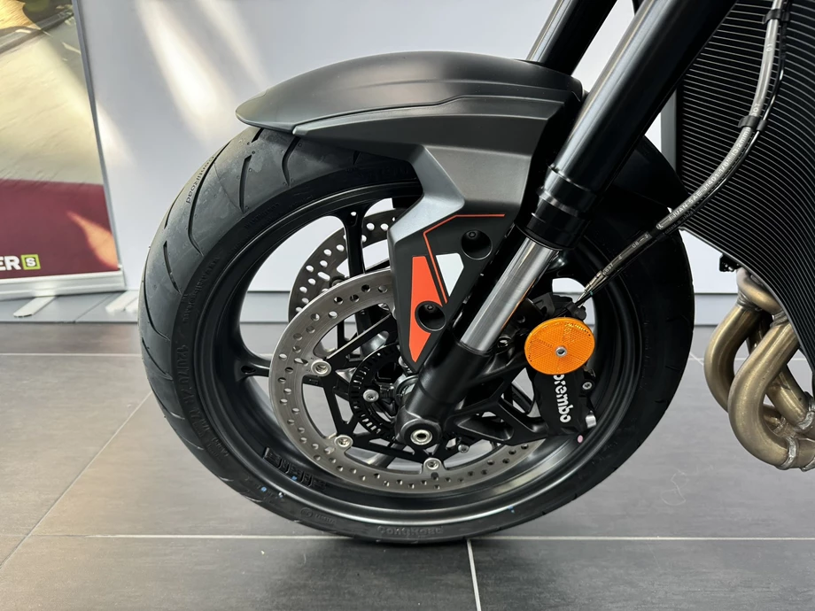 Angebot Triumph Street Triple 765 R Bild 5: Angebot Triumph Street Triple 765 R